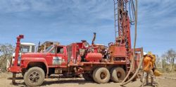 Figure 1 Drilling rig setting up on the first drill collar of the Benmara Project