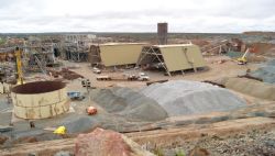 Photo 2: Wiluna plant refurbishment progress & fine ore stockpiles