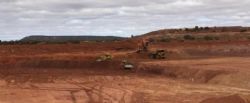 Photo 1: Matilda M10 mining on 1085 Bench