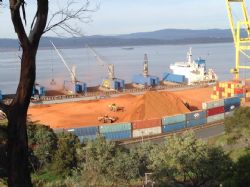 Figure 2: Bell Bay Port of Launceston can handle ships up to 65,000 tonnes. Loading is managed by QUBE Ports at more than 10,000 tonnes per day, achieving 20,000 tonnes per day during a recent loading