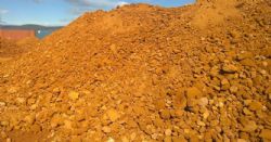 ABx blends bauxite at the mine site and at all stages of delivery to maximise mixing, thus providing a consistent product.