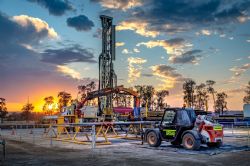 Drilling the Range #2 coal seam gas exploration well